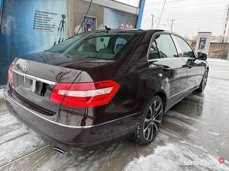 Używany Mercedes E350 2009
