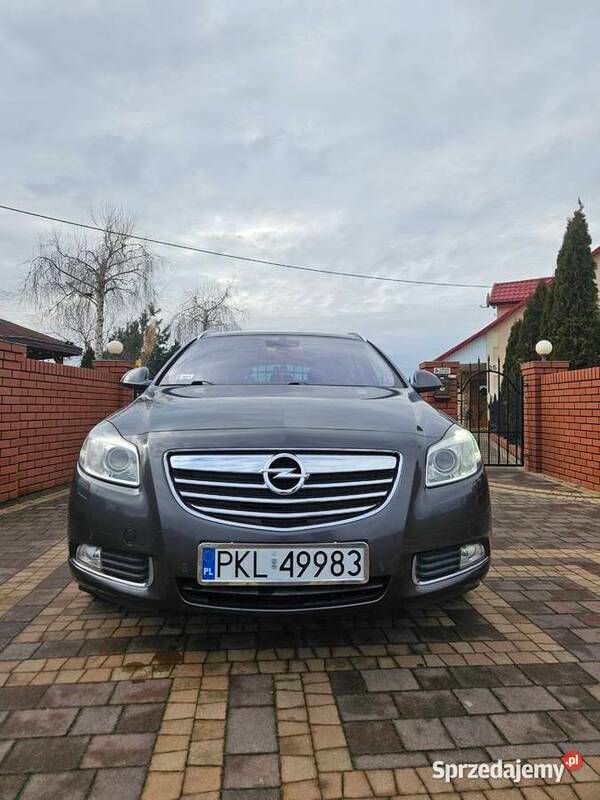 Używany 2011 Opel Insignia Kombi | 22 500 zł (Uczciwa cena) - Obraz 1/4