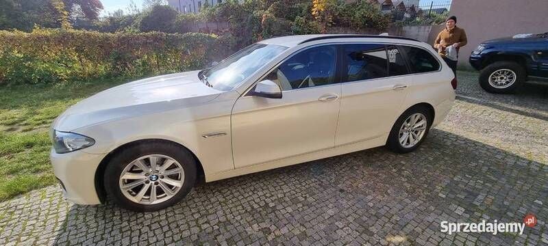 Używany BMW 520 2016 Biały Kombi