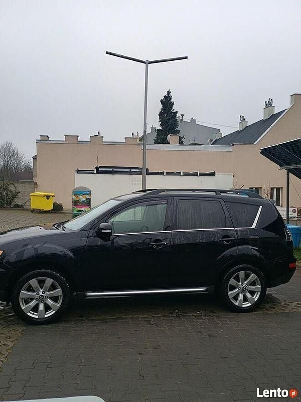 Czarny Używany 2010 Mitsubishi Outlander SUV | 40 000 zł (Drogi) - Obraz 1/4