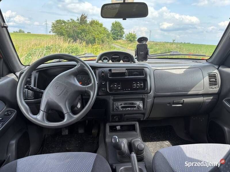 Używany 2003 Mitsubishi L200 Pickup | 39 999 zł - Obraz 1/4