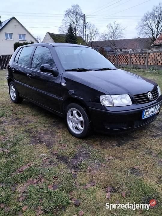 Czarny Używany 2001 VW Polo Match Hatchback | 3500 zł (Uczciwa cena) - Obraz 1/4