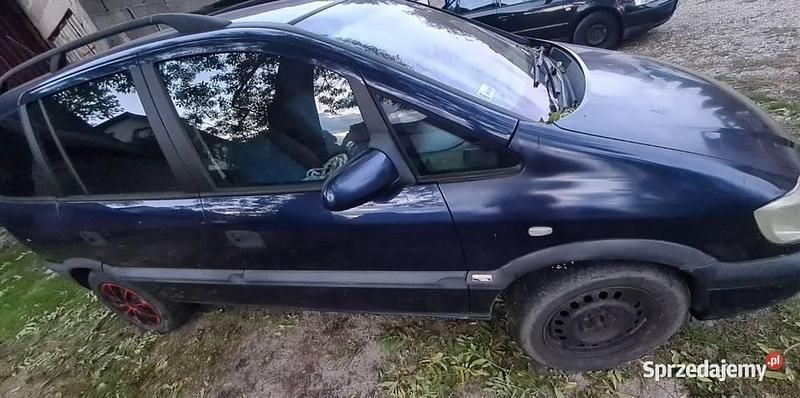 Niebieski Używany 2000 Opel Zafira Minivan | 2900 zł (Uczciwa cena) - Obraz 1/4
