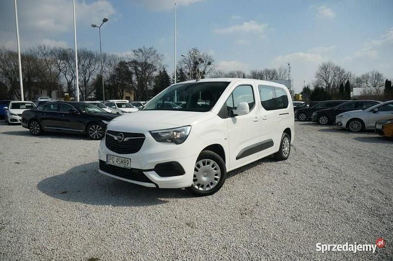 Biały Używany 2020 Opel Combo Life Essentia Kombi | 56 000 zł - Obraz 1/4
