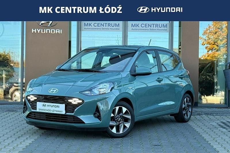 Zielony jasny (metalik) Używany 2024 Hyundai i10 Hatchback | 68 900 zł - Obraz 1/4