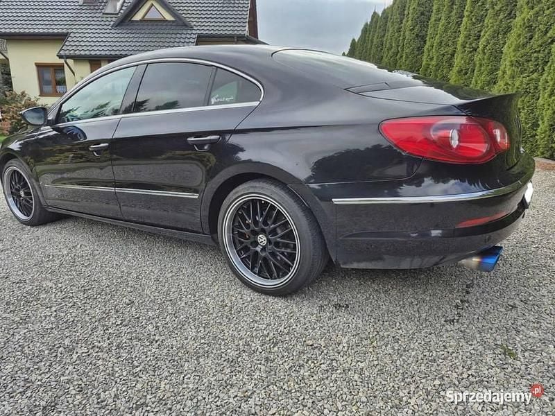 Czarny Używany 2009 VW CC Sedan/Limuzyna | 27 200 zł (Uczciwa cena) - Obraz 1/4