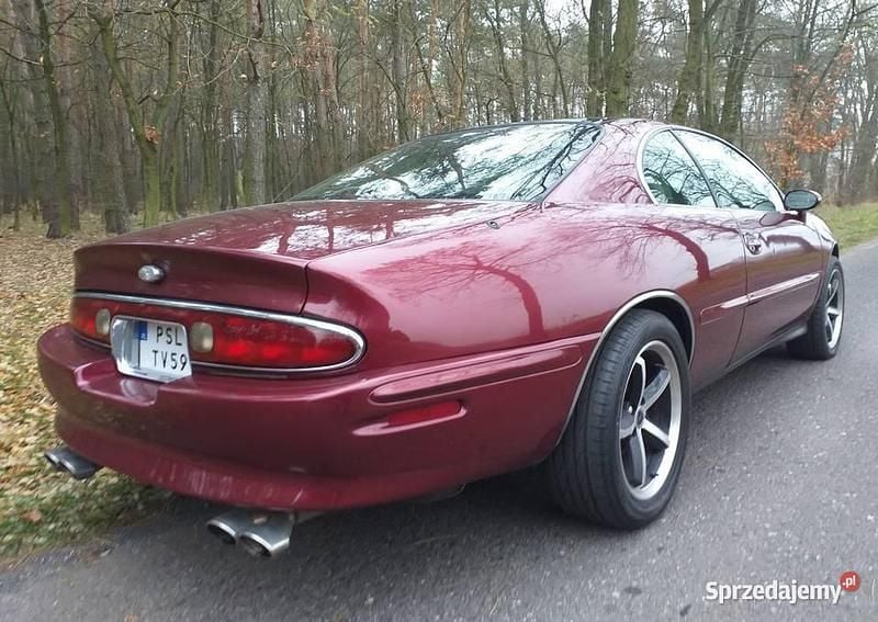 Używany Buick Riviera 1996 Coupe