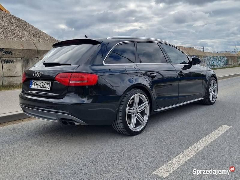 Używany Audi S4 Comfort 2010 Czarny Kombi