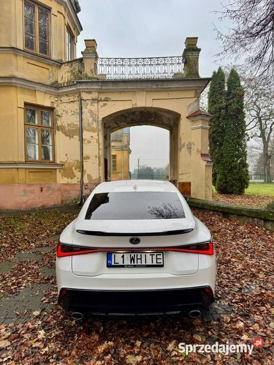 Używany Lexus IS300 2022
