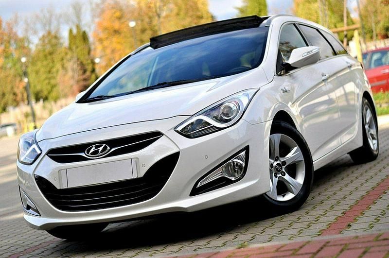 Biały Używany 2013 Hyundai i40 Kombi | 34 900 zł (Uczciwa cena) - Obraz 1/4