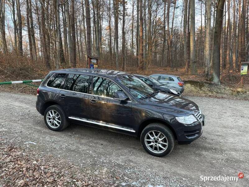 Brązowy Używany 2007 VW Touareg SUV | 25 600 zł - Obraz 1/4