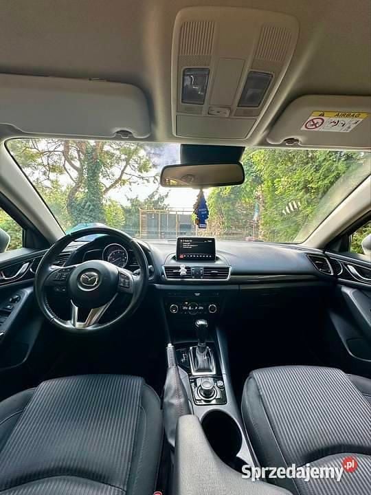 Używany Mazda 3 150 KM (110 kW) 2014 Srebrny Hatchback