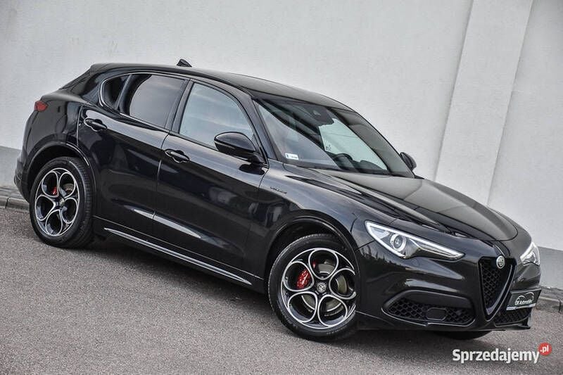 Czarny Używany 2022 Alfa Romeo Stelvio Ti SUV | 167 900 zł - Obraz 1/4