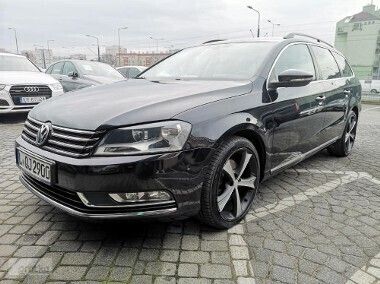 Czarny Używany 2012 VW Passat Comfortline Kombi | 39 900 zł (Drogi) - Obraz 1/4