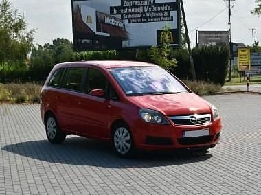 Czerwony Używany 2006 Opel Zafira Minivan | 7900 zł (Dobra cena) - Obraz 1/4