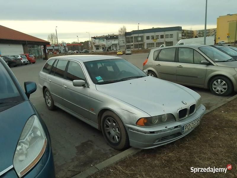 Używany BMW 525 2001 Srebrny Kombi