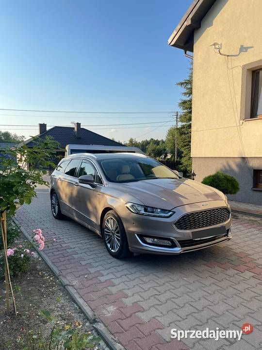 Używany 2019 Ford Mondeo Vignale | 59 900 zł (Drogi) - Obraz 1/4