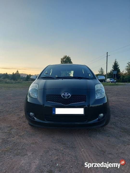Używany 2008 Toyota Yaris | 13 900 zł (Uczciwa cena) - Obraz 1/4