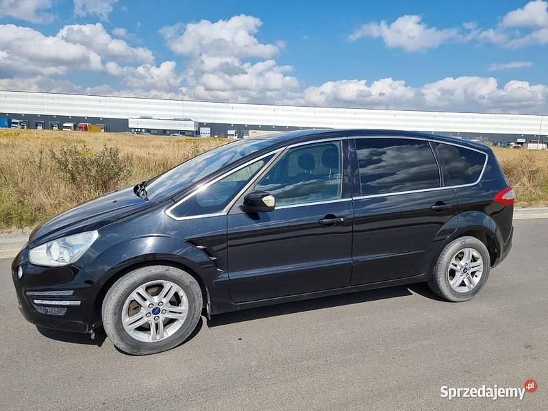 Czarny Używany 2012 Ford S-MAX S Minivan | 21 900 zł (Dobra cena) - Obraz 1/4
