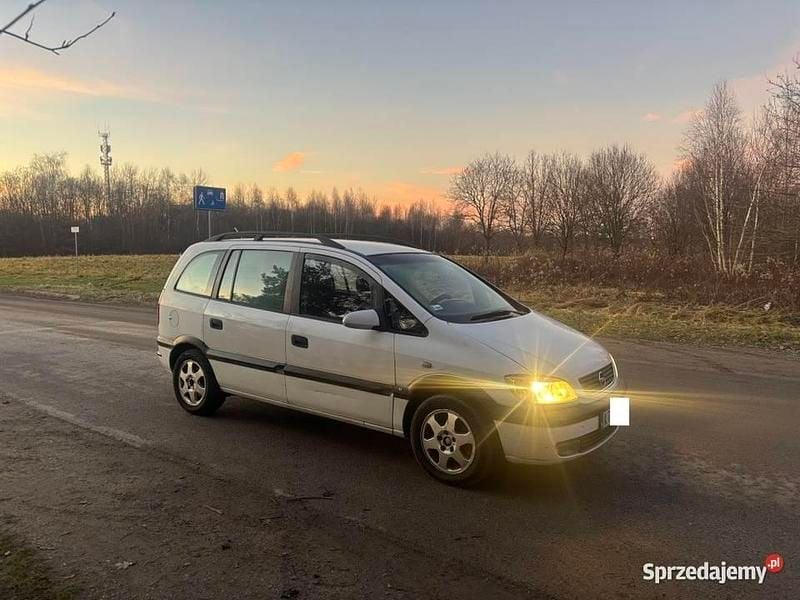 Używany Opel Zafira 2000 Minivan