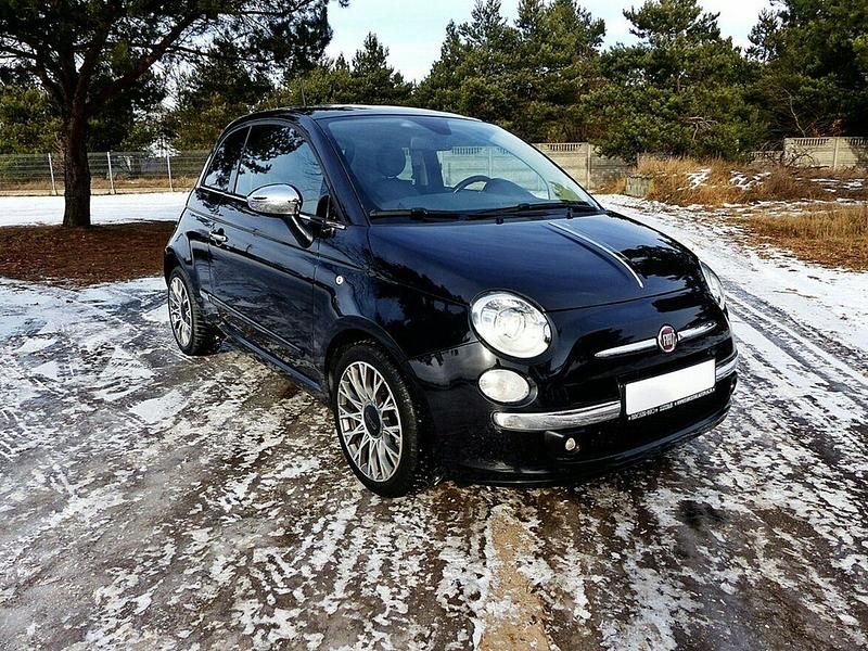 Używany Fiat 500 Lounge 85 KM (62 kW) 2012 Czarny Hatchback