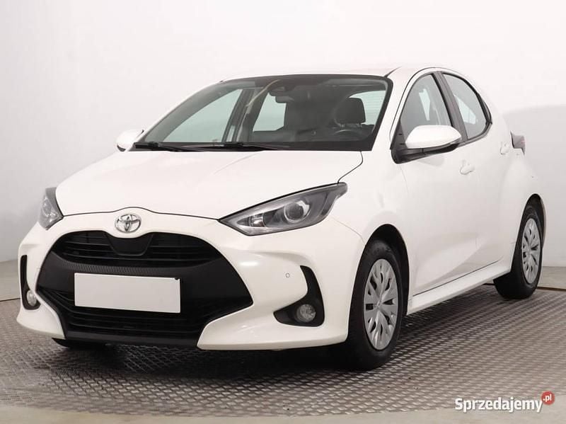 Używany Toyota Yaris 2022 Biały Hatchback