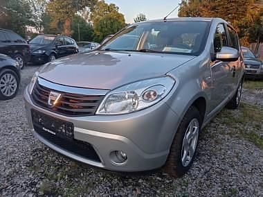 Srebrny Używany 2011 Dacia Sandero Hatchback | 12 900 zł - Obraz 1/4