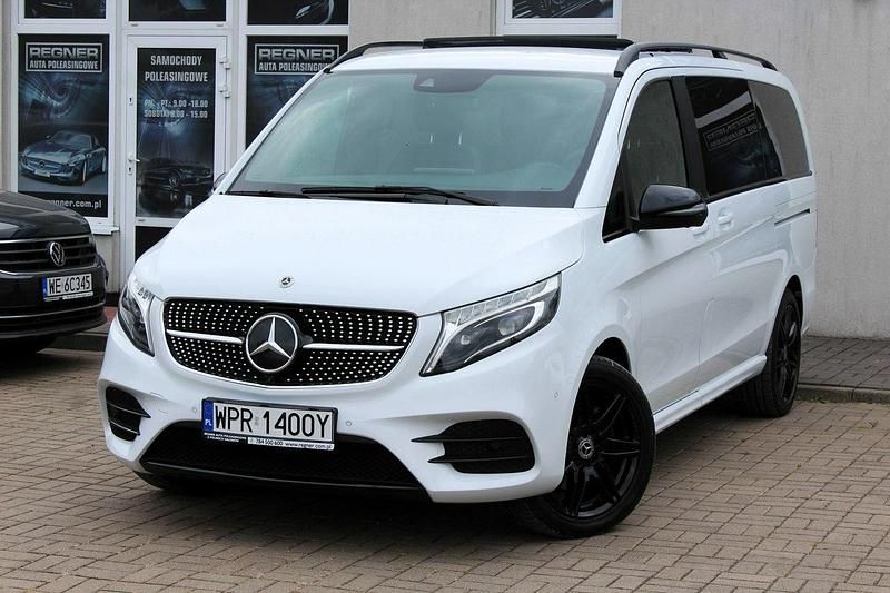 Używany Mercedes V250 Exclusive 190 KM (139 kW) 2022 Biały Minivan