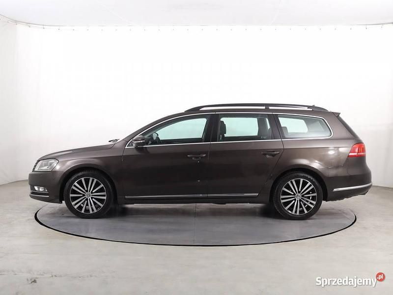 Używany VW Passat 2013 Brązowy Kombi