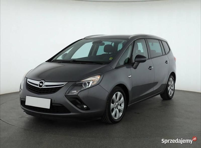 Używany Opel Zafira 2016 Szary Minivan