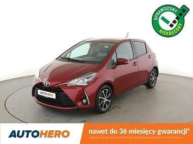 Bordowy Używany 2017 Toyota Yaris Hatchback | 57 900 zł (Dość drogi) - Obraz 1/3