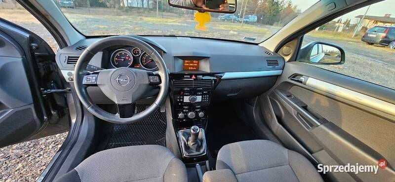 Używany Opel Astra 2010 Kombi