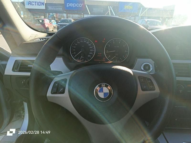 Używany BMW 320 150 KM (110 kW) 2005 Srebrny Kombi