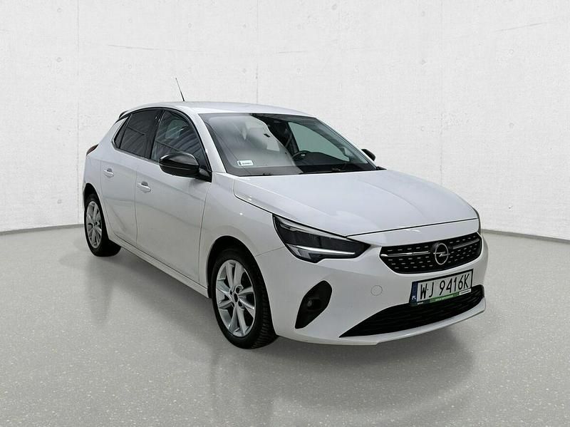 Biały Używany 2022 Opel Corsa Hatchback | 36 408 zł (Dobra cena) - Obraz 1/4