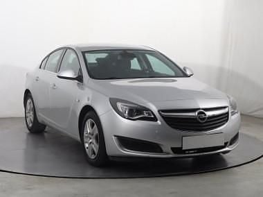 Używany Opel Insignia 170 KM (125 kW) 2017 Srebrny Sedan/Limuzyna