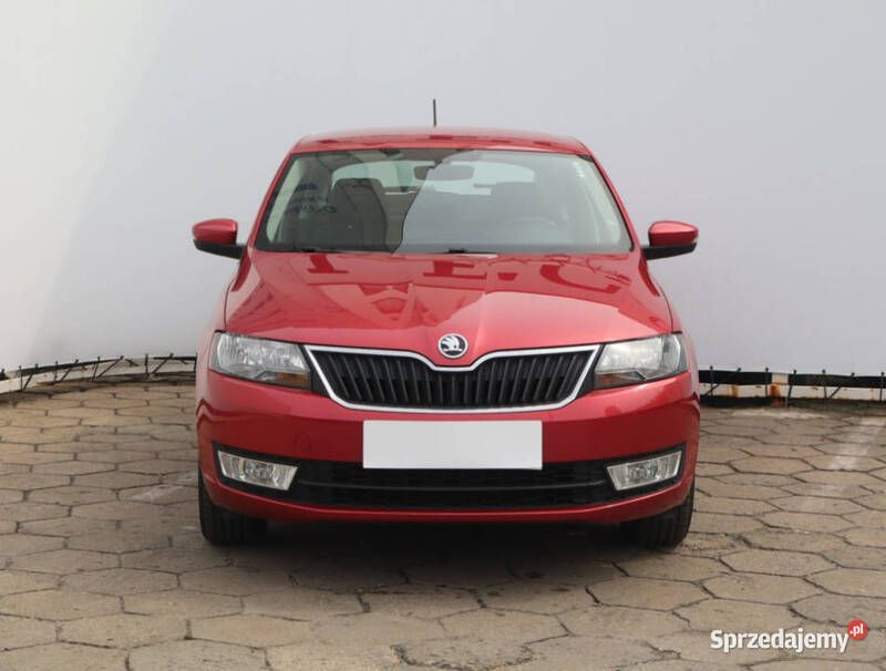 Czerwony Używany 2016 Skoda Rapid Hatchback | 33 999 zł (Dość drogi) - Obraz 1/4