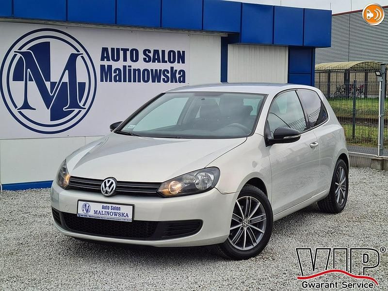 Złoty (metalik) Używany 2009 VW Golf VI Hatchback | 16 900 zł (Uczciwa cena) - Obraz 1/4