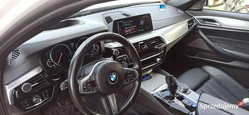 Używany BMW 520 Sport Line 190 KM (139 kW) 2017 Kombi