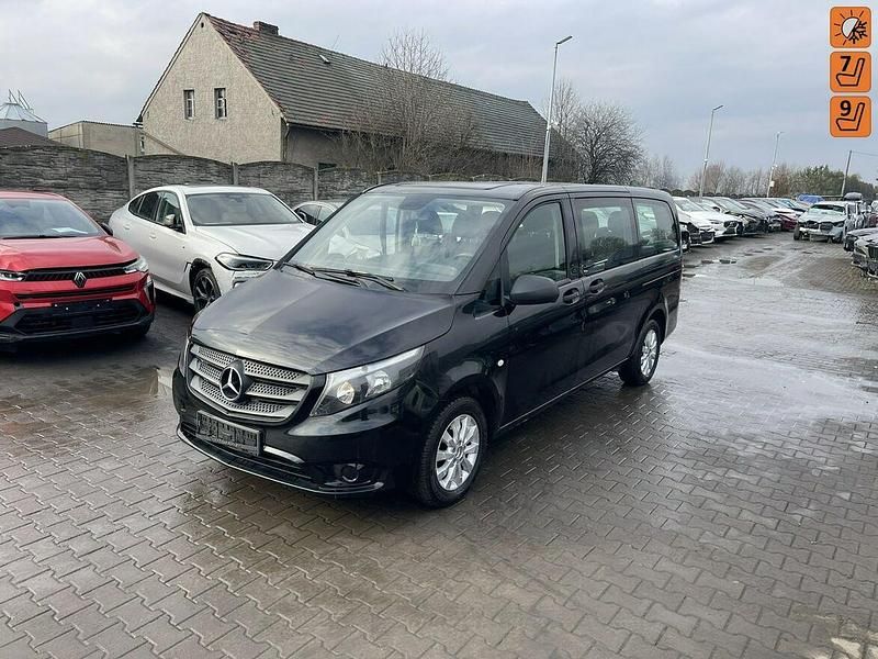 Używany Mercedes Vito 136 KM (100 kW) 2017 Czarny Van