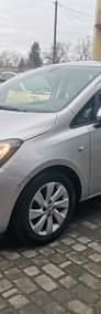 Używany Opel Corsa 75 KM (55 kW) 2015 Srebrny Hatchback