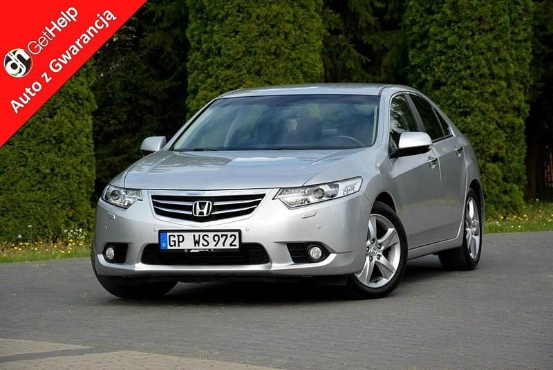 Używany Honda Accord 156 KM (114 kW) 2011 Srebrny Sedan/Limuzyna