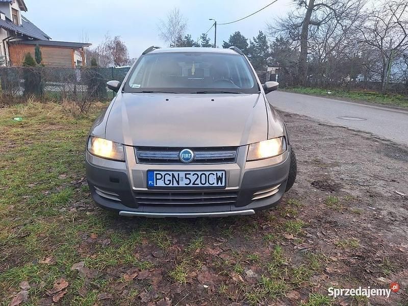 Używany Fiat Stilo 2006 Beżowy Kombi