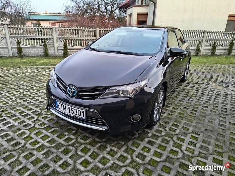 Używany 2013 Toyota Auris Hybrid Sedan/Limuzyna | 32 000 zł (Uczciwa cena) - Obraz 1/4