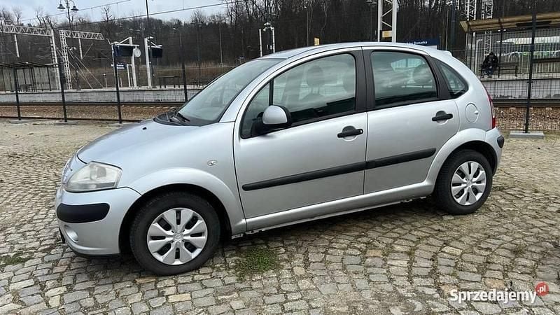 Srebrny Używany 2010 Citroën C3 Hatchback | 9900 zł (Dobra cena) - Obraz 1/4
