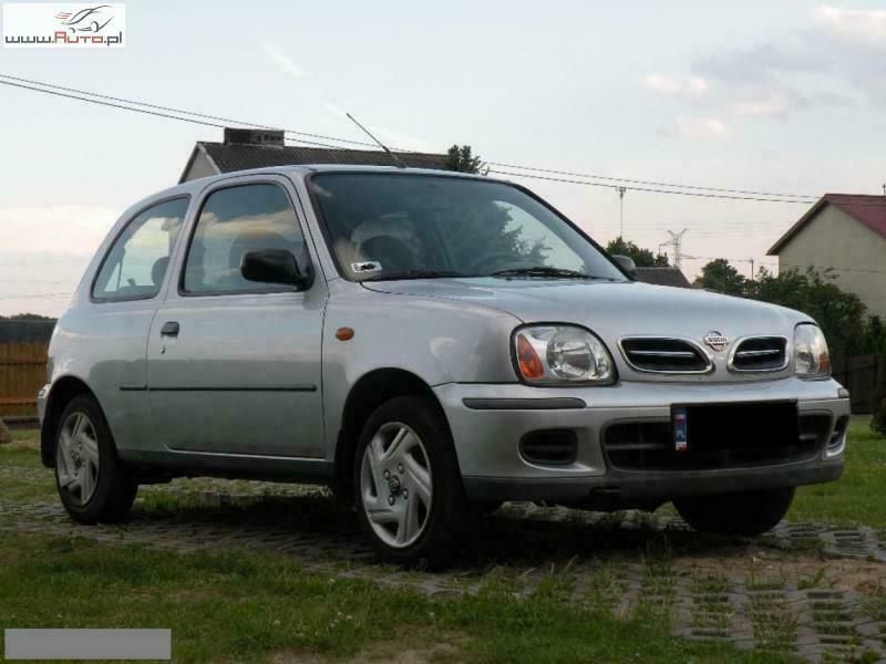 Używany Nissan Micra 82 KM (60 kW) 2001 Srebrny (metalik) Hatchback