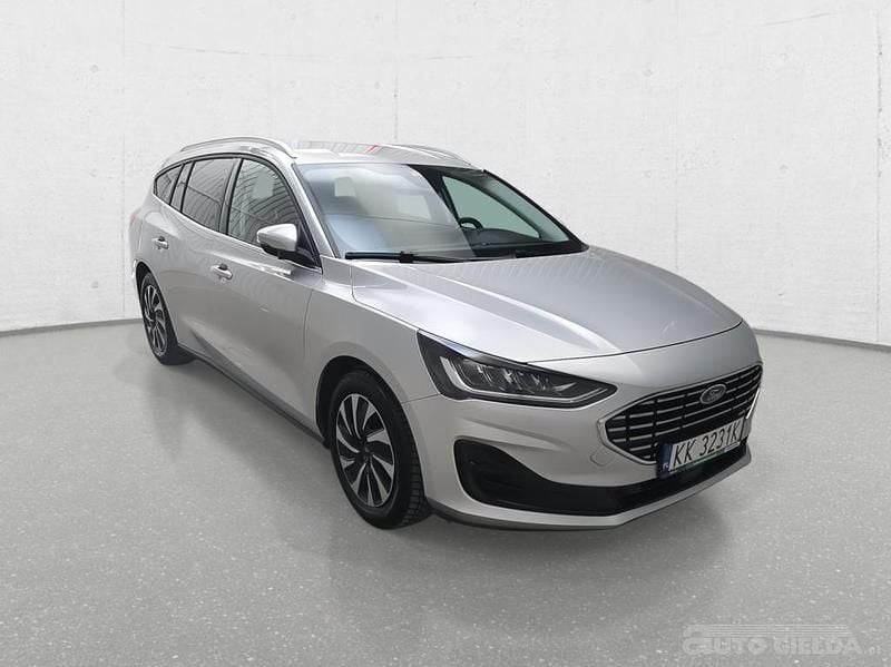 Srebrny Używany 2023 Ford Focus Kombi | 88 683 zł - Obraz 1/4