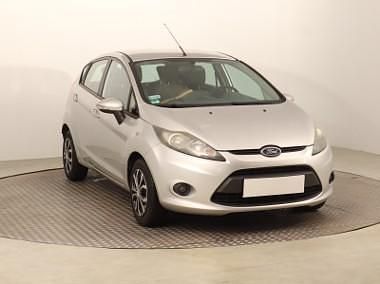 Używany Ford Fiesta 82 KM (60 kW) 2009 Srebrny Hatchback