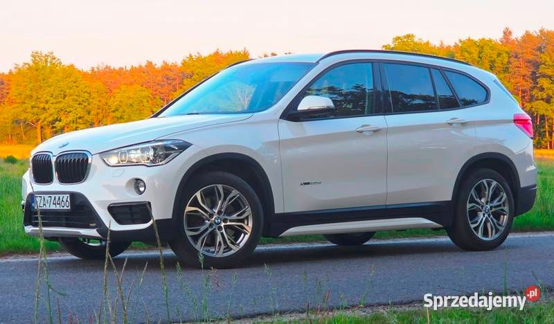 Biały Używany 2016 BMW X1 SUV | 82 500 zł (Drogi) - Obraz 1/4