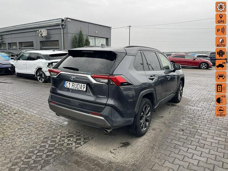 Grafitowy (metalik) Używany 2024 Toyota RAV4 Hybrid SUV | 99 900 zł - Obraz 1/4