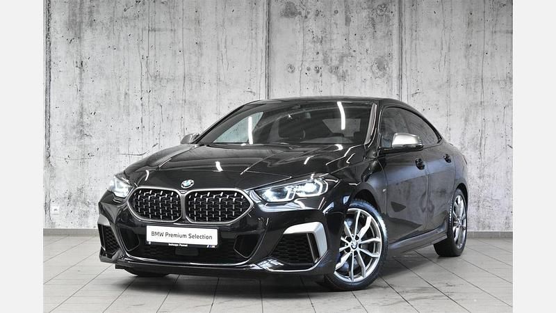 Czarny szafir metalizowany Używany 2024 BMW M235 Comfort Edition Coupe | 194 900 zł - Obraz 1/3